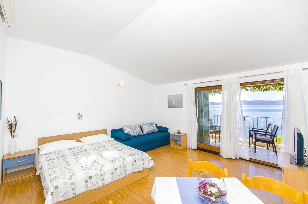Apartments Kunac Podgora Quarto foto