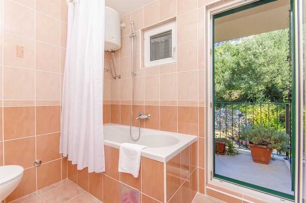 Apartments Kunac Podgora Exterior foto